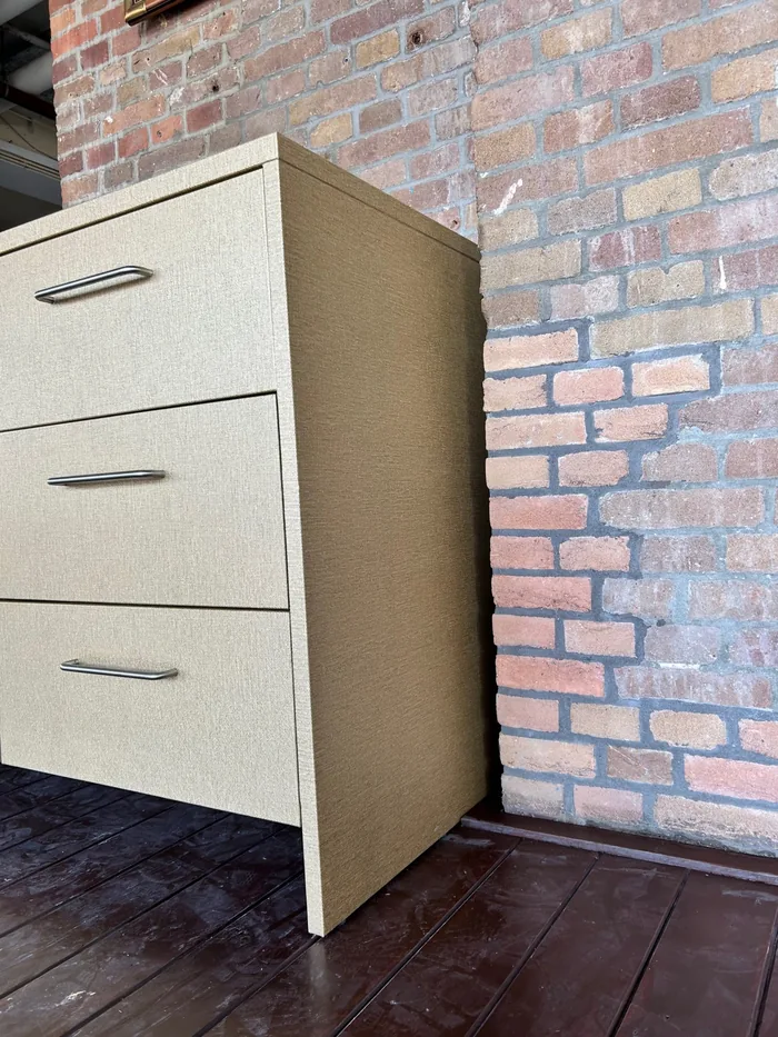 Side of the chest of drawers