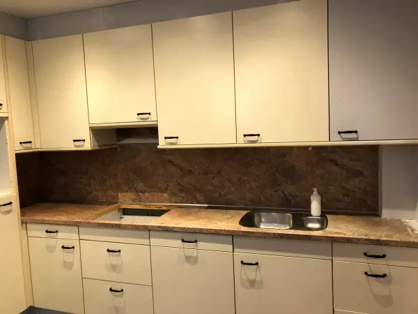 Before: kitchen with cream fronts