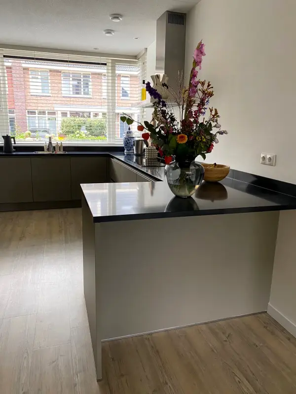 After: peninsula with flowers
